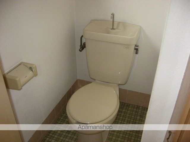 トリヴァンベール門前の内装写真