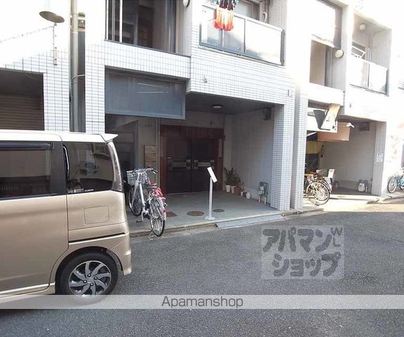 シティエイト中堂寺の玄関写真