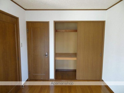 サンアイリス[2K/42.85m2]の収納