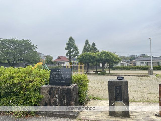 アスフォートの周辺写真
