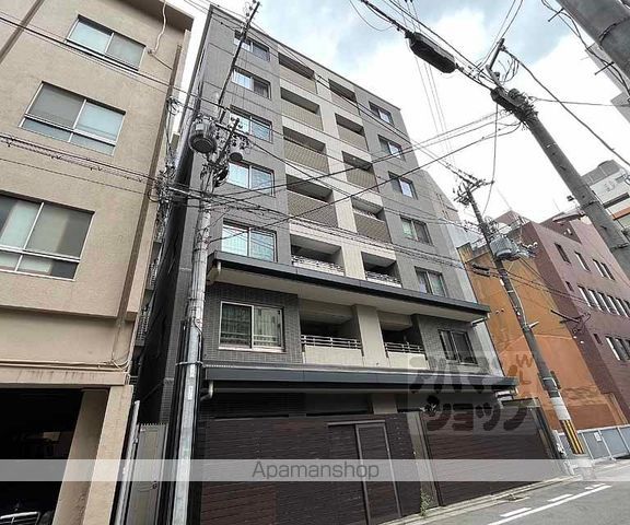 ジオ御所南河原町二条の外観写真