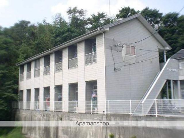 サンラーク三条A棟の外観写真