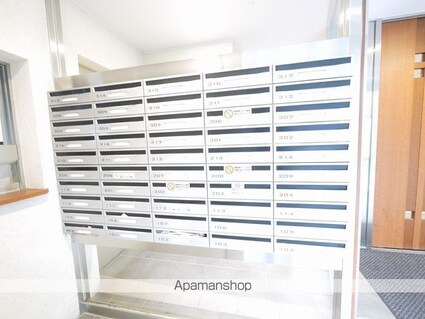 東京都目黒区上目黒３丁目[1K/26.58m2]の共用部4