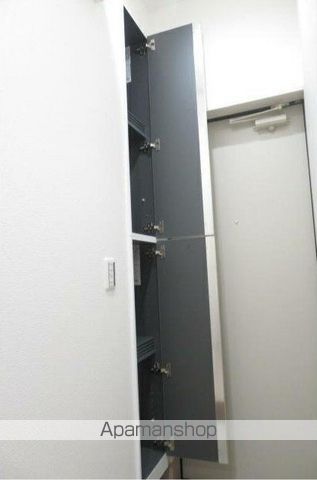 T−2NDの内装写真