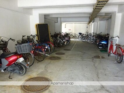 和歌山県和歌山市美園町４丁目[1LDK/44.4m2]の共用部1