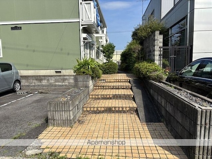 ハイツ双寿[3DK/51m2]のエントランス