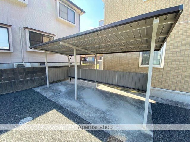 メゾン アミュレットの玄関写真