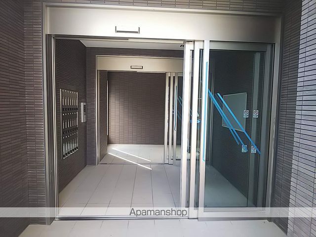 エバー リンクの玄関写真