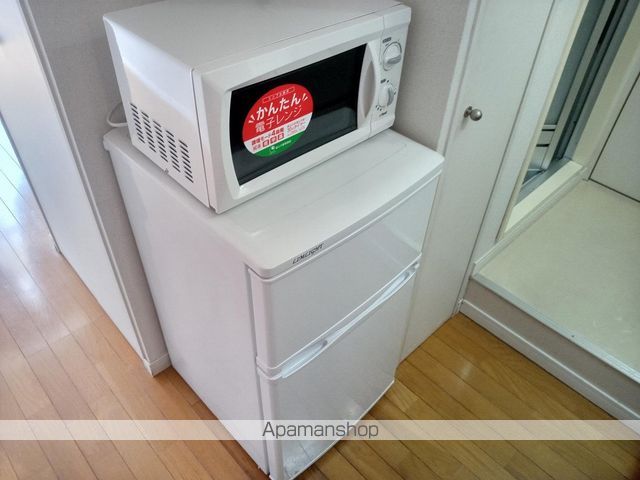 レオパレスロイヤル岩切IIIの内装写真