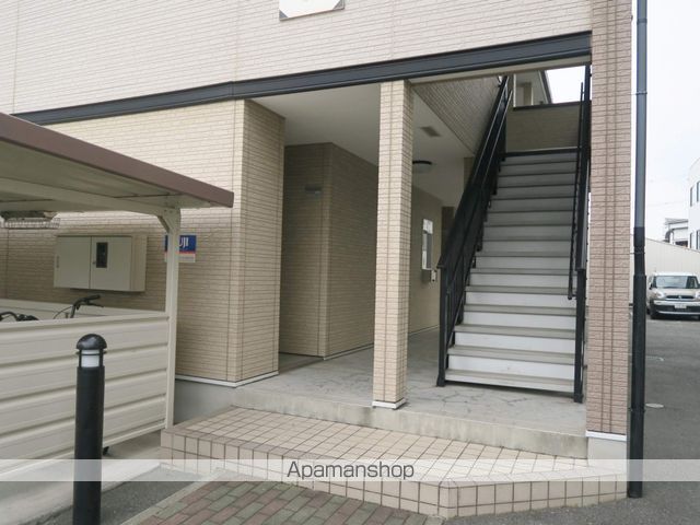グリーンゲイブルズ大町の玄関写真