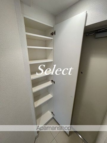 レーヴ横浜蒔田フェルクルールの内装写真