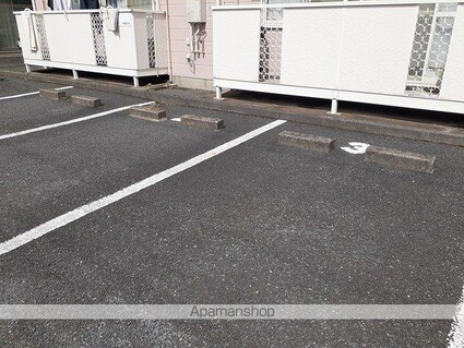 ニューパークハイツ[3DK/52.99m2]の駐車場