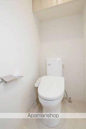 レガシス中目黒[1LDK/32.12m2]のトイレ