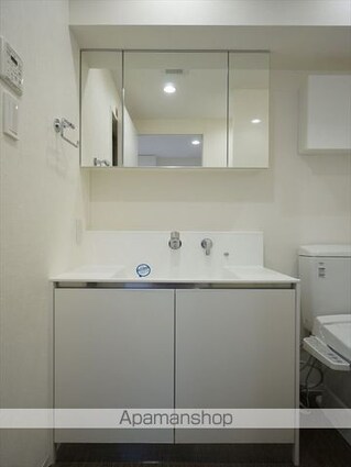 愛知県名古屋市東区泉２丁目[1K/36.86m2]の洗面所