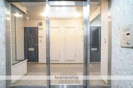 東京都世田谷区若林５丁目[1R/17.08m2]のエントランス2