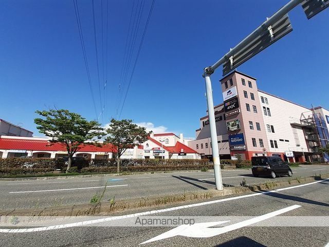 ジャスミン Bの周辺写真