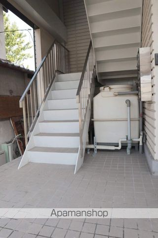 メゾン菱木の玄関写真