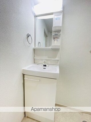 東京都中野区新井３丁目[1R/24.07m2]の洗面所