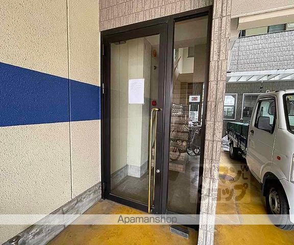 サンプラザの玄関写真