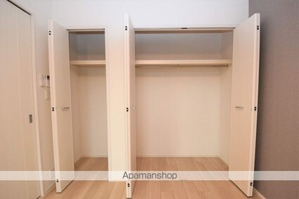 Ｉ・ＶＩＬＬＡＧＥ大手町　Ａ[1LDK/60.17m2]の収納