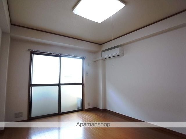 ワタナベビルの内装写真