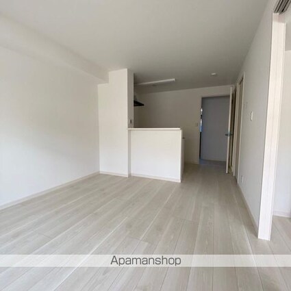 ＯＮ　ＴＨＥ　ＲＯＡＤ[1LDK/40.2m2]の内装3