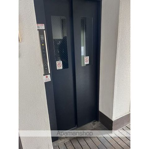 エクセレント港の内装写真