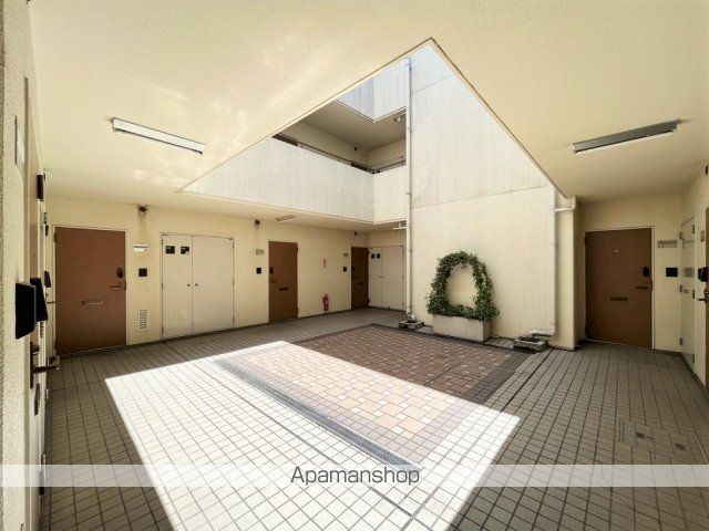 コスモ千早町の玄関写真
