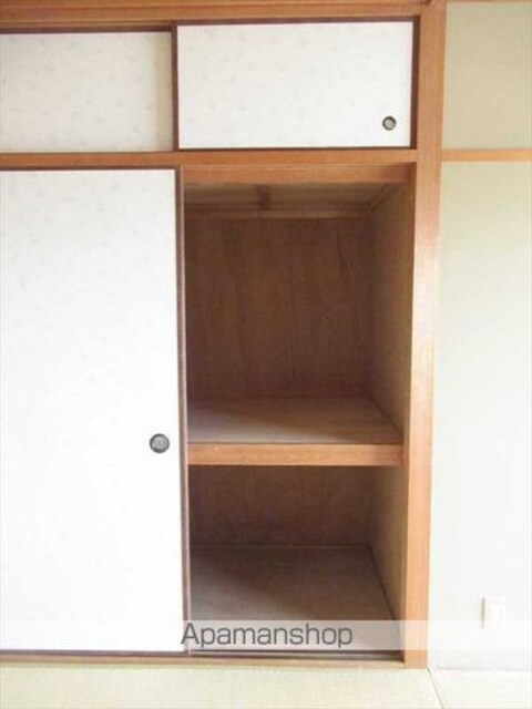 和歌山県和歌山市小松原６丁目[2DK/50m2]の収納
