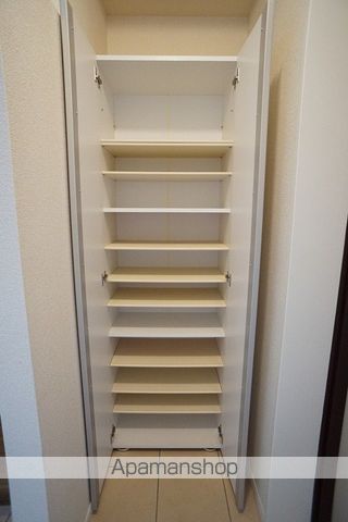 COMODO KOWAの内装写真