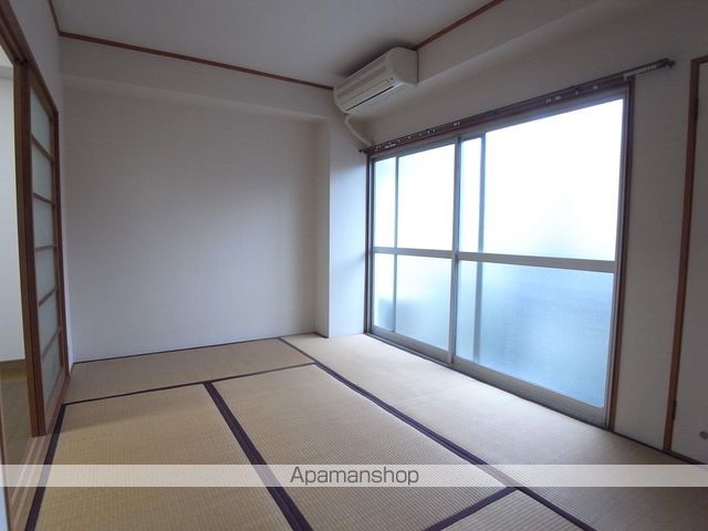 マンションいそい常盤の内装写真