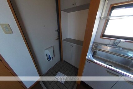 アーバン・ドエルＹＳ[1LDK/48m2]の玄関