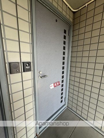 コーポワタナベの玄関写真