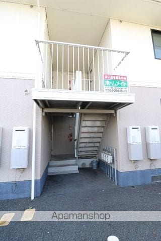 グローリーハウス的場Aの玄関写真
