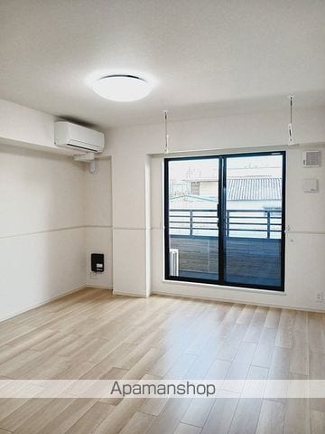 プラシードIIの内装写真