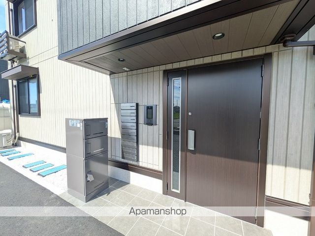フィオーレガーデン北田宮 Cの玄関写真