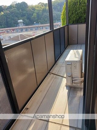 ハイランドキャッスル[3LDK/67.26m2]のバルコニー