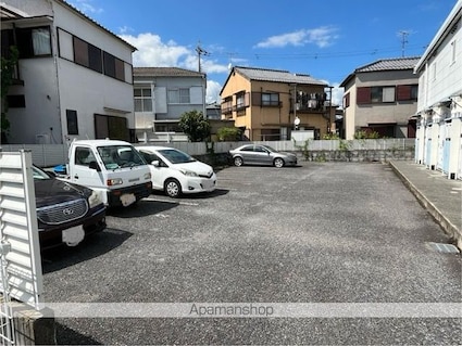 レオパレスＭＭＳ美[1K/23.71m2]の駐車場