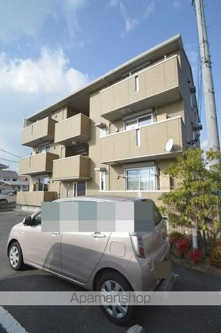 クレール B棟の外観写真