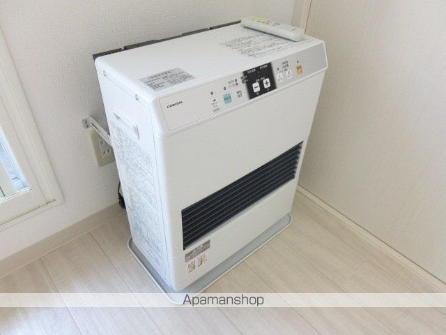 アストリア大通の内装写真