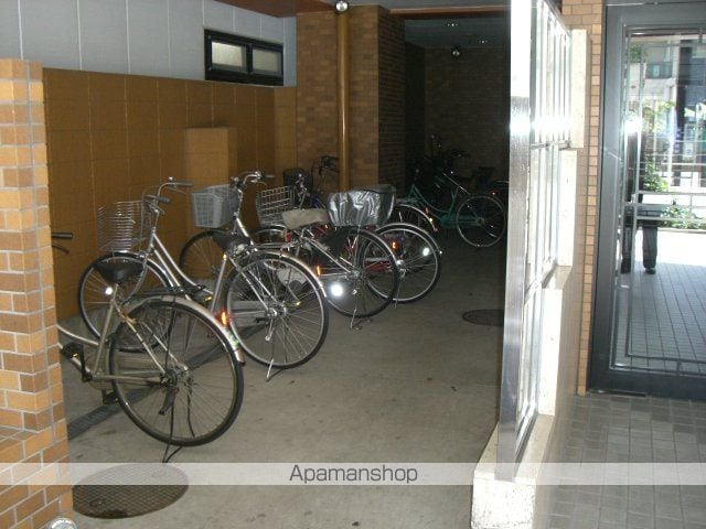 ライオンズマンション白鳥西公園の外観写真
