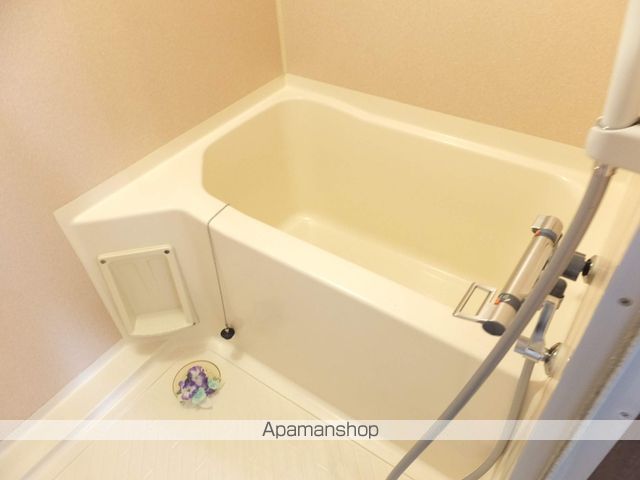 アパートメントユースIIIの内装写真