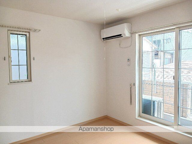 ペルペチュエル Mの内装写真