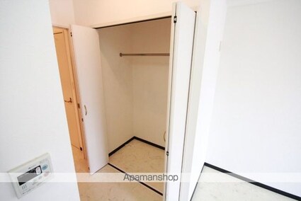グランドポレストーネ大手町[1R/32.5m2]の収納