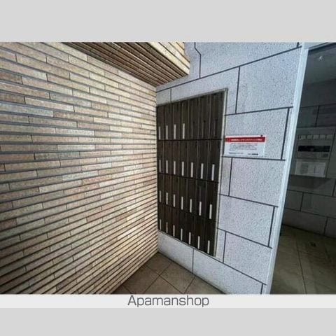 アルティ美園の玄関写真