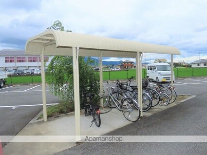 レオパレスＣｏｒｎｉｏｌｏ[1K/28.02m2]の共用部1