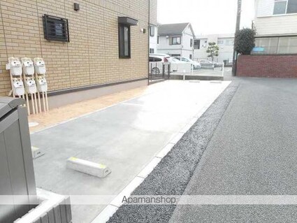千葉県船橋市藤原１丁目[1LDK/40.76m2]の駐車場