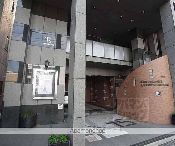 GARNET RESIDENCE下鴨の玄関写真