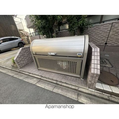 BASIC 2000の内装写真