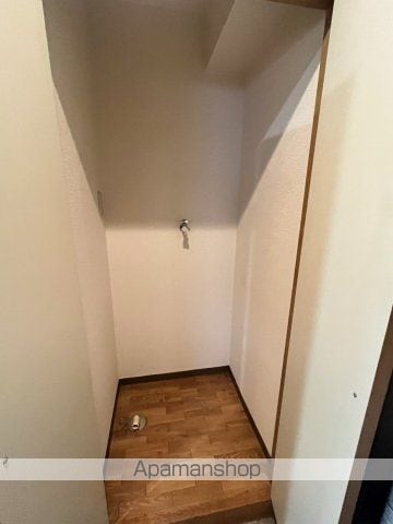 ハーシオンフルタIIIの内装写真